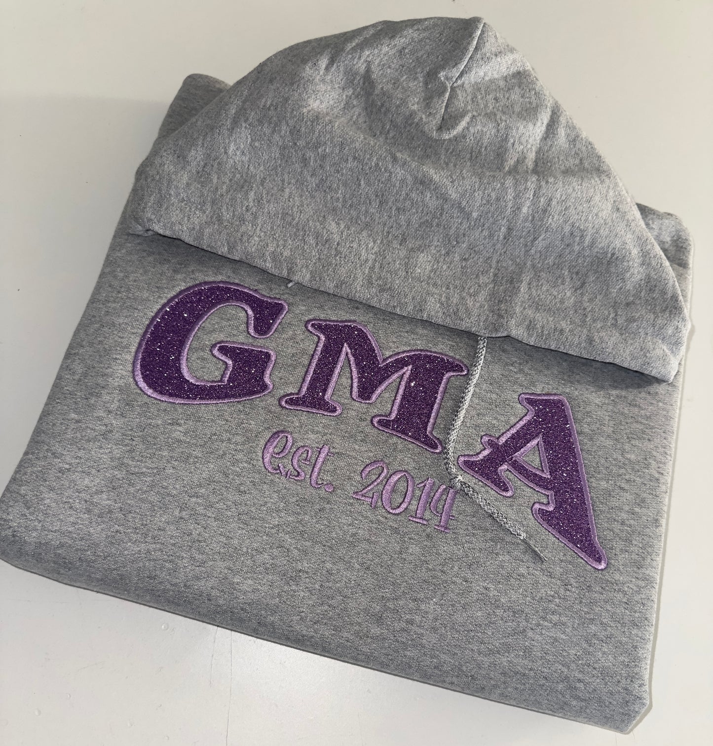 GMA EMBROIDERY SWEATSHIRT